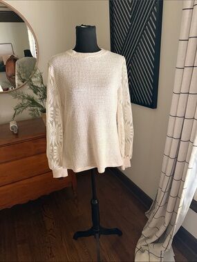 Krush Kandy waffle knit floral sleeve top large